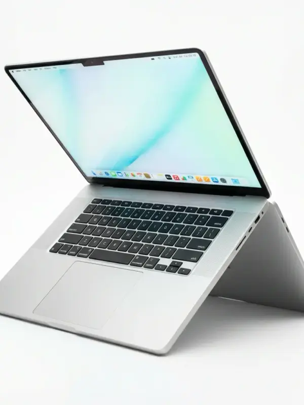 Pro Laptop 15"